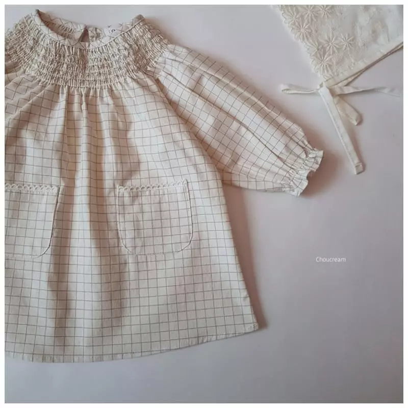 Choucream - Korean Baby Fashion - #babyboutiqueclothing - Flower Embroidery Apron One-piece - 7