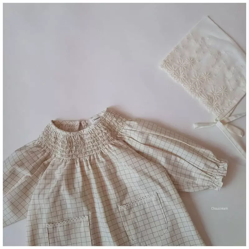 Choucream - Korean Baby Fashion - #onlinebabyboutique - Flower Embroidery Apron One-piece - 4