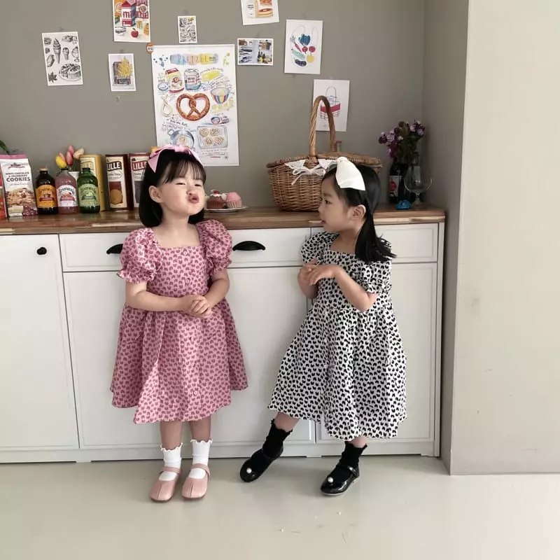 Color - Korean Children Fashion - #littlefashionista - Heart One-piece - 4