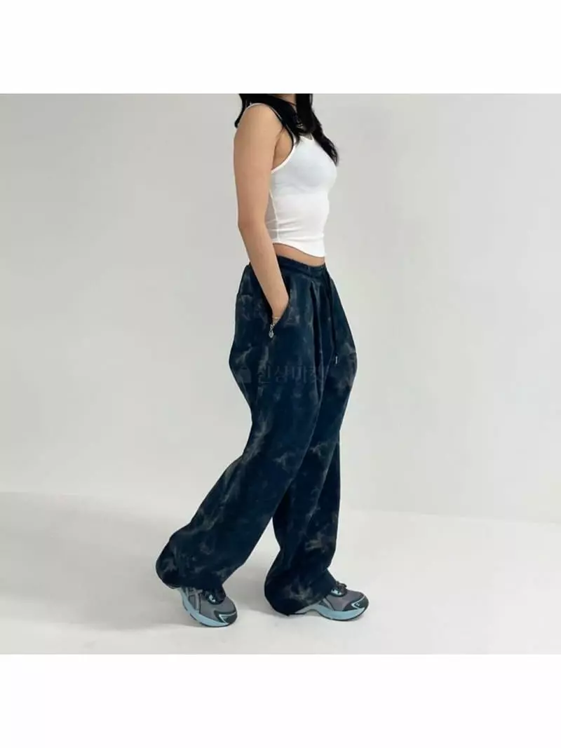 Dan - Korean Women Fashion - #momslook - Water Paint Bandign Pants - 2