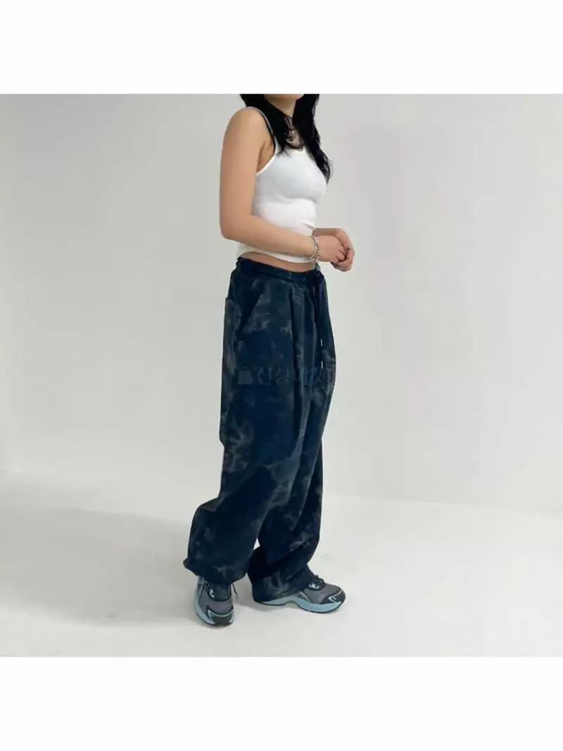 Dan - Korean Women Fashion - #womensfashion - Water Paint Bandign Pants - 3