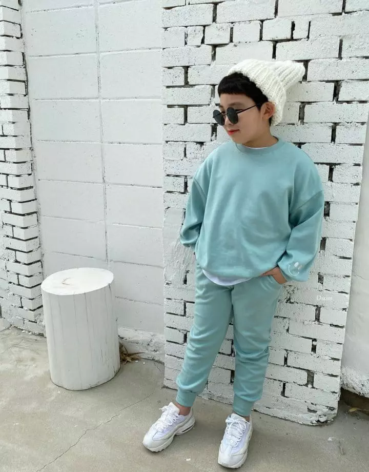 Dsaint - Korean Children Fashion - #childofig - Smile Layered Top Bottom Set - 12