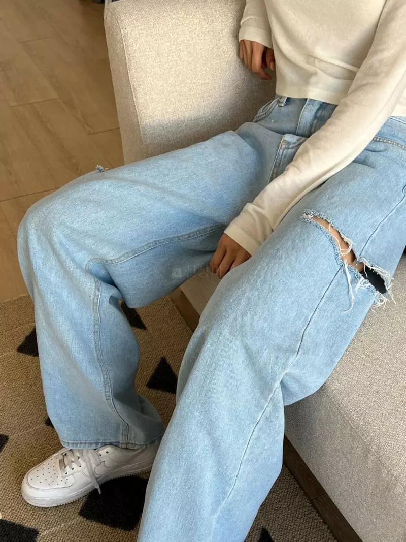 Indigo - Korean Women Fashion - #momslook - 524 Yangcal Vintage Jeans - 3