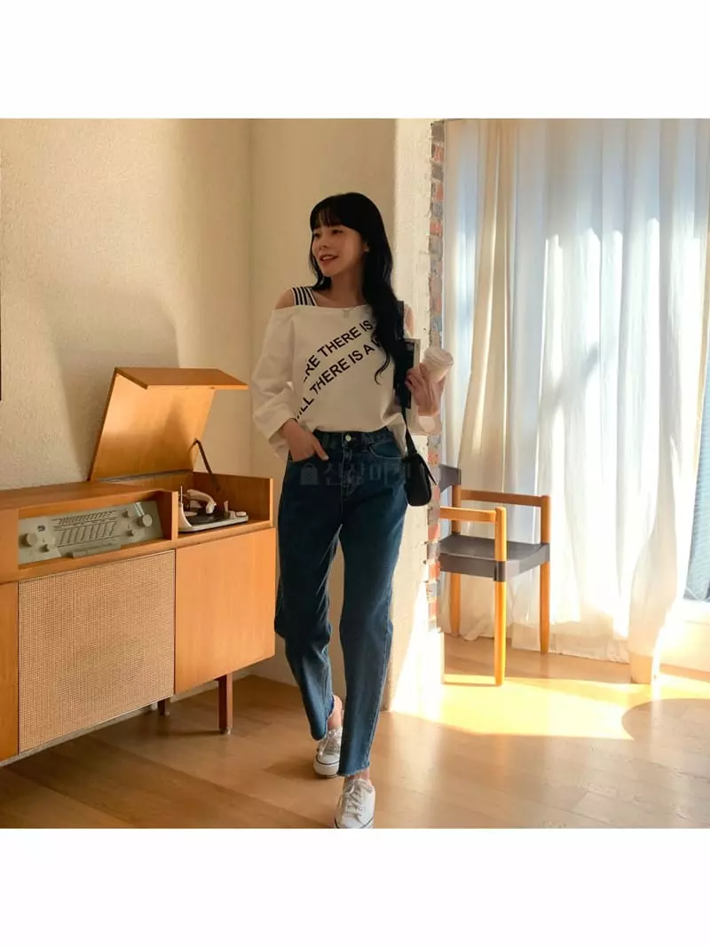 Indigo - Korean Women Fashion - #momslook - 1300 Standard Jeans Dark Blue - 3