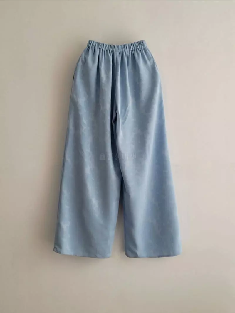 Jshop - Korean Women Fashion - #restrostyle - Flower Pants - 2