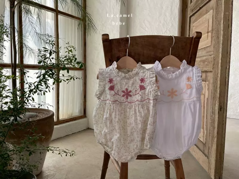 La Camel - Korean Baby Fashion - #babyoninstagram - Daisy Bodysuit