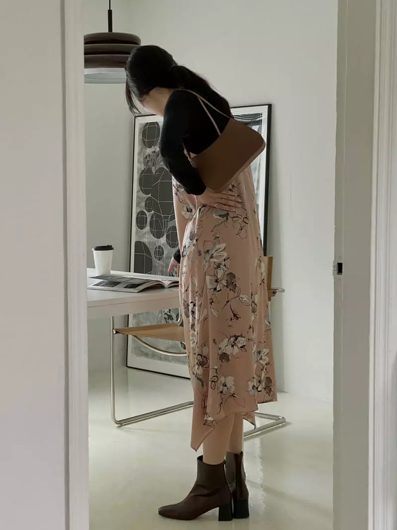 Logon - Korean Women Fashion - #momslook - Flower Sleeveless One-piece - 2