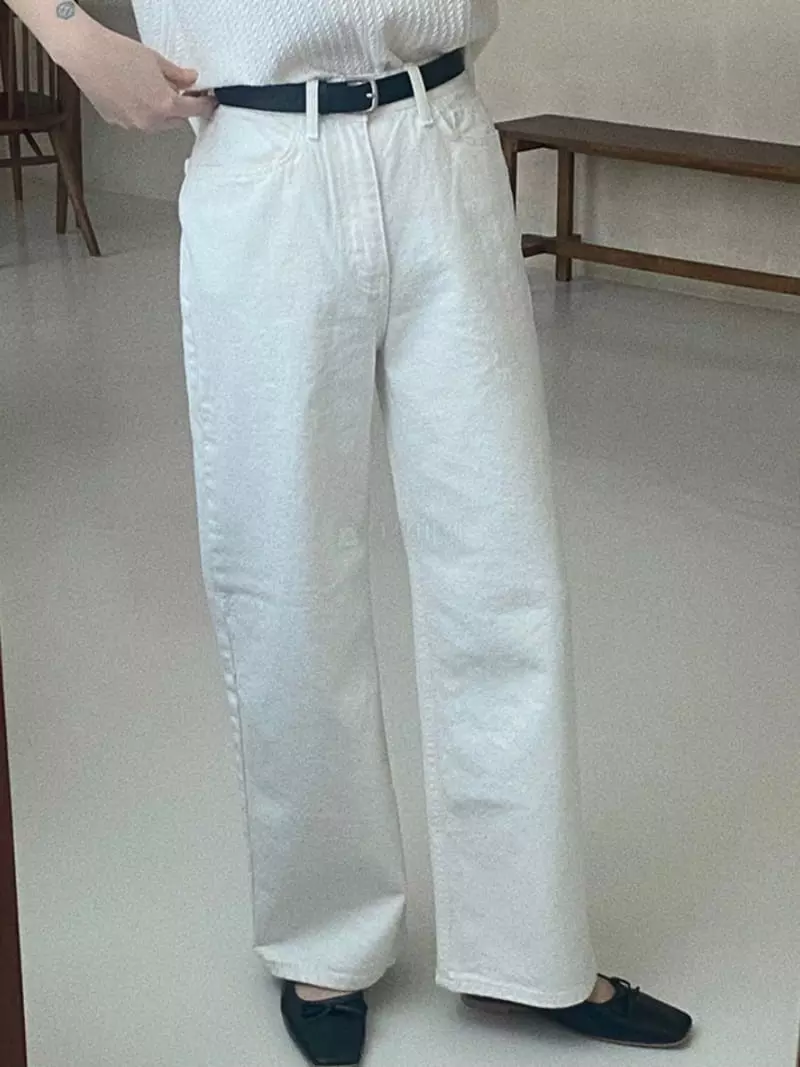 Logon - Korean Women Fashion - #momslook - Basic Jeans - 3
