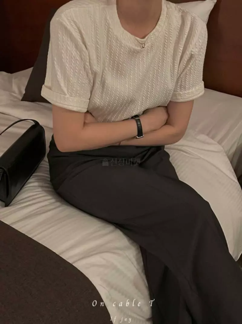 Logon - Korean Women Fashion - #pursuepretty - Twist Short Sleeves Tee - 4