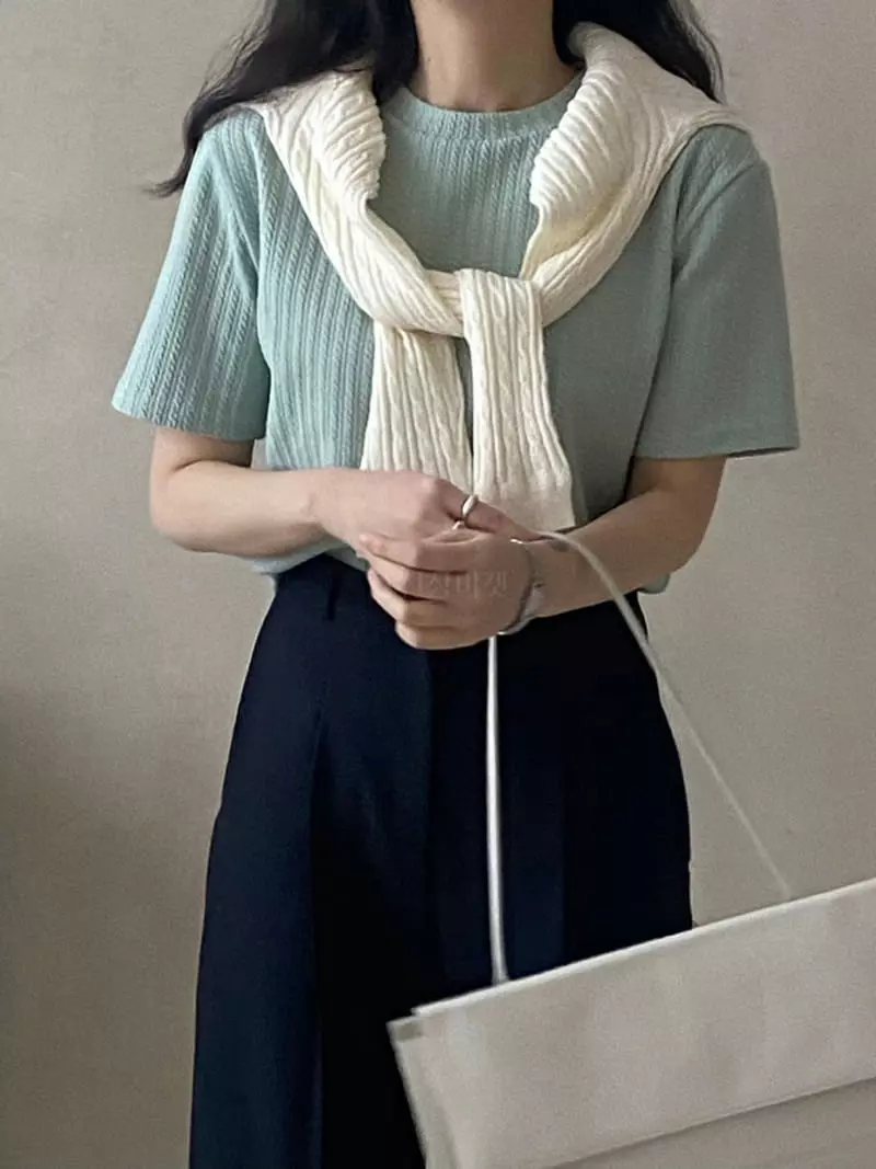 Logon - Korean Women Fashion - #vintagekidsstyle - Twist Short Sleeves Tee - 2