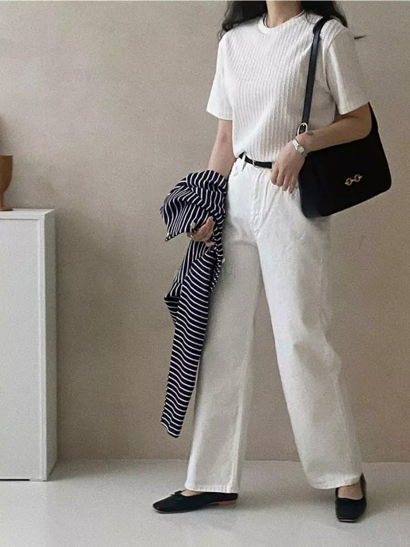 Logon - Korean Women Fashion - #momslook - Basic Jeans - 4