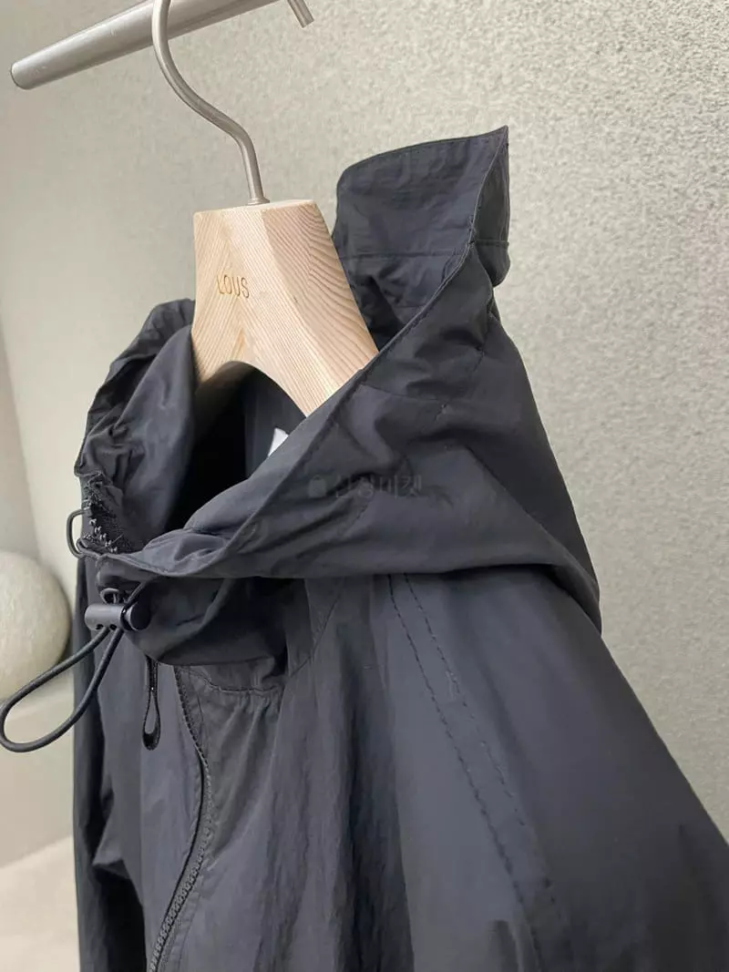 Lous - Korean Women Fashion - #vintagekidsstyle - Sand Wind Breaker Jacket - 5