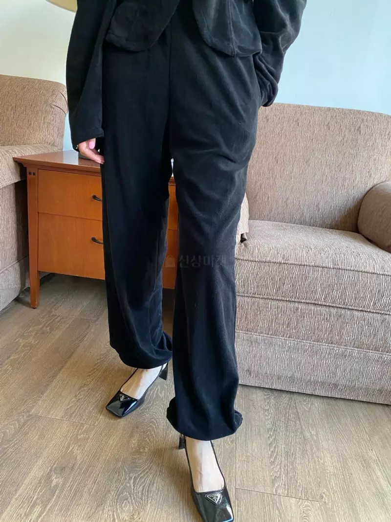 Made - Korean Women Fashion - #momslook - Friend Jogger Pants - 3