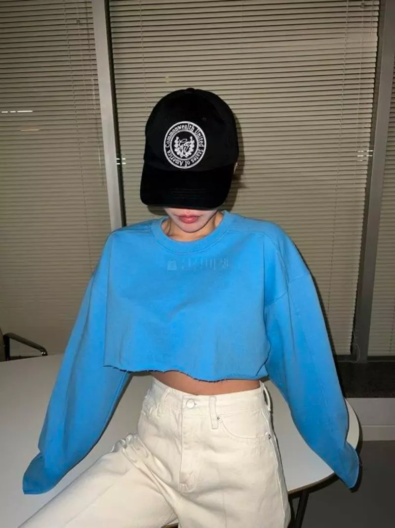 Maint - Korean Women Fashion - #momslook - Lena Crop Tee - 3