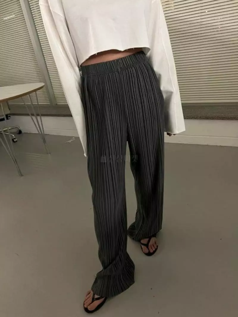 Maint - Korean Women Fashion - #momslook - Domino Pleats Pants - 3