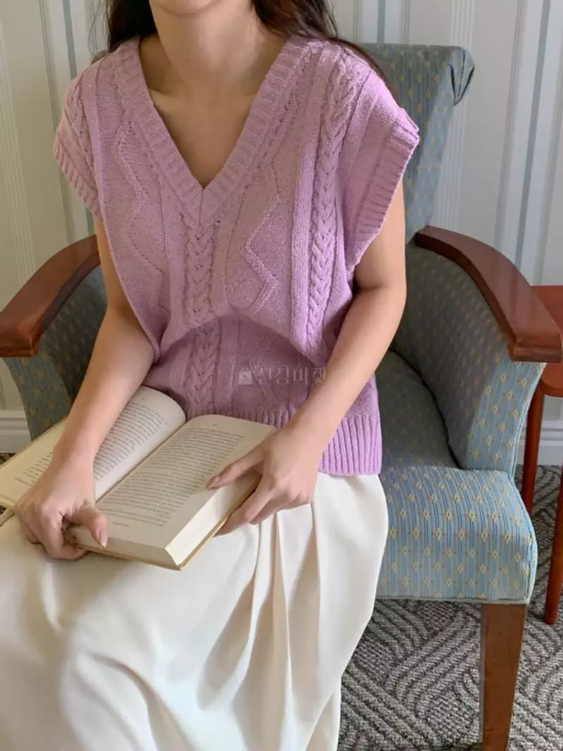 Moheli - Korean Women Fashion - #momslook - Twist Vest - 9