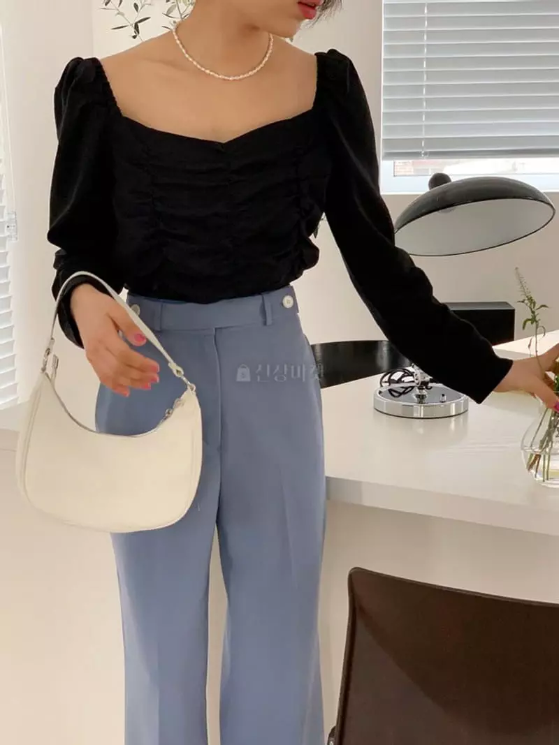 Moheli - Korean Women Fashion - #vintageinspired - Square Blouse - 5