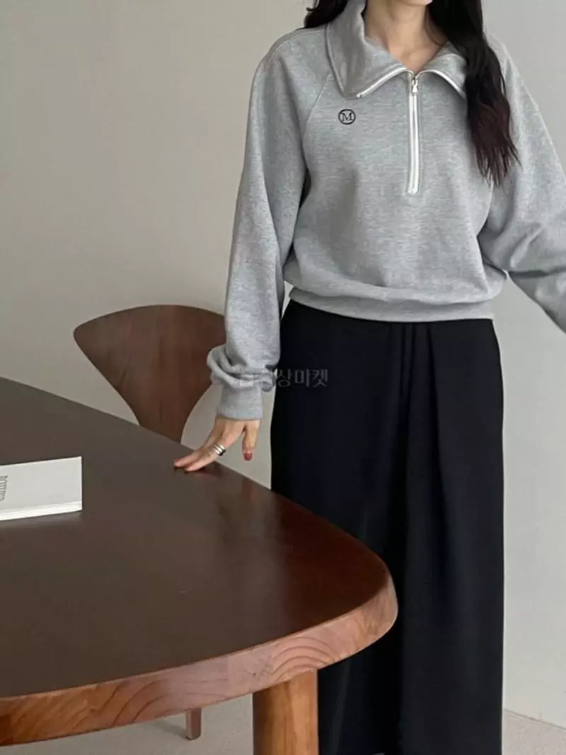 Moheli - Korean Women Fashion - #momslook - Classic Zip-up Sweatshirt - 4