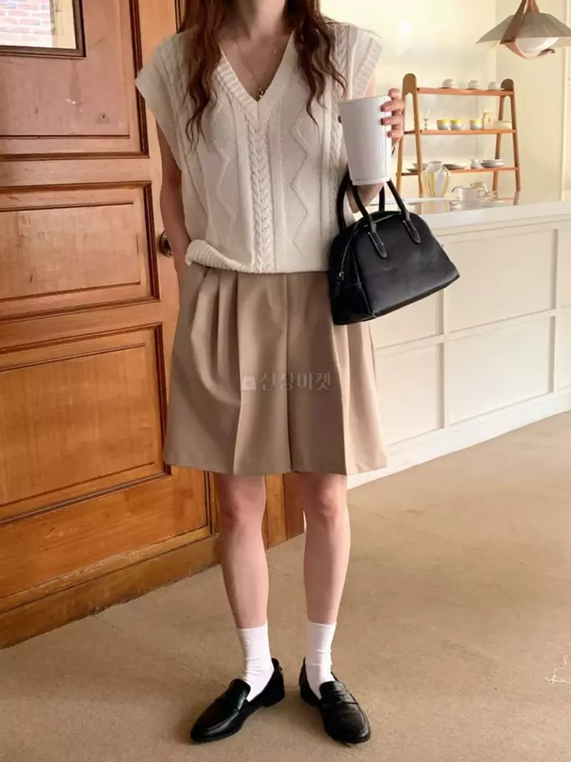 Moheli - Korean Women Fashion - #womensfashion - Twist Vest - 10