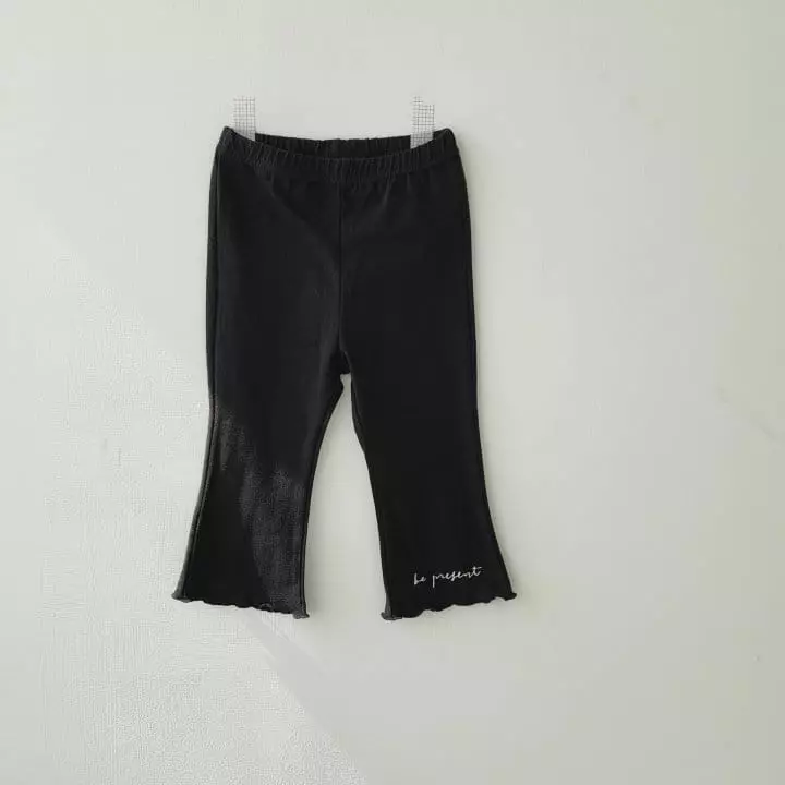 Momo Ann - Korean Children Fashion - #fashionkids - Capri Pants - 5