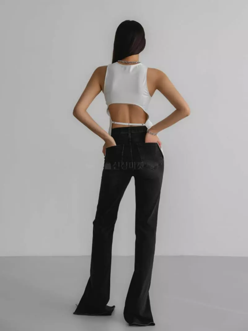 Paper Moon - Korean Women Fashion - #momslook - Split Hem Detail Washed Jeans - 3