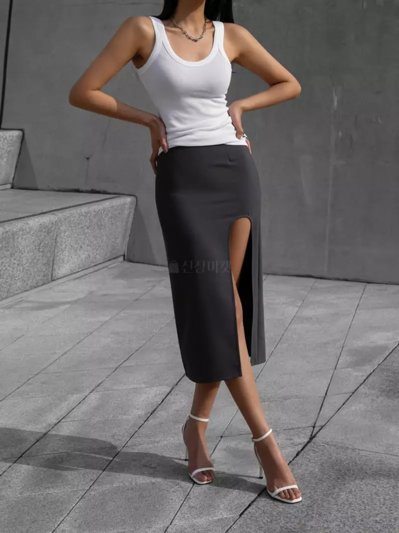 Paper Moon - Korean Women Fashion - #momslook - Sleeveless  Rib Top - 2