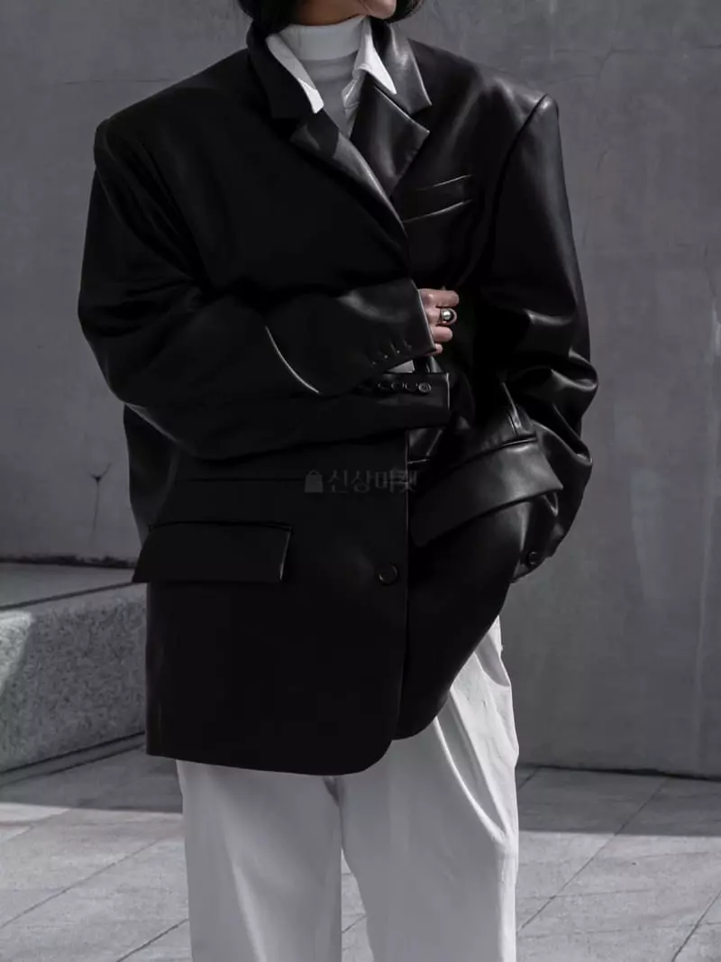 Paper Moon - Korean Women Fashion - #momslook - Maxy Single Brestea Leather Jacket - 3