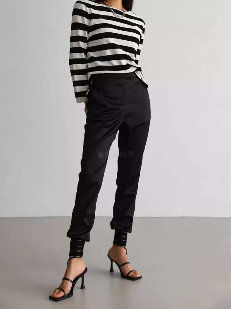 Paper Moon - Korean Women Fashion - #momslook - Satin Jogger Pants - 7