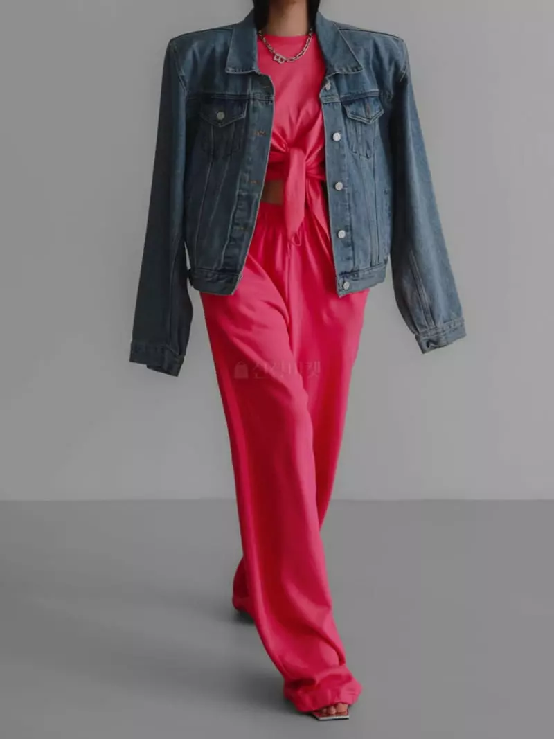 Paper Moon - Korean Women Fashion - #restrostyle - Maxy Pad Shoulder Denim Jacket
