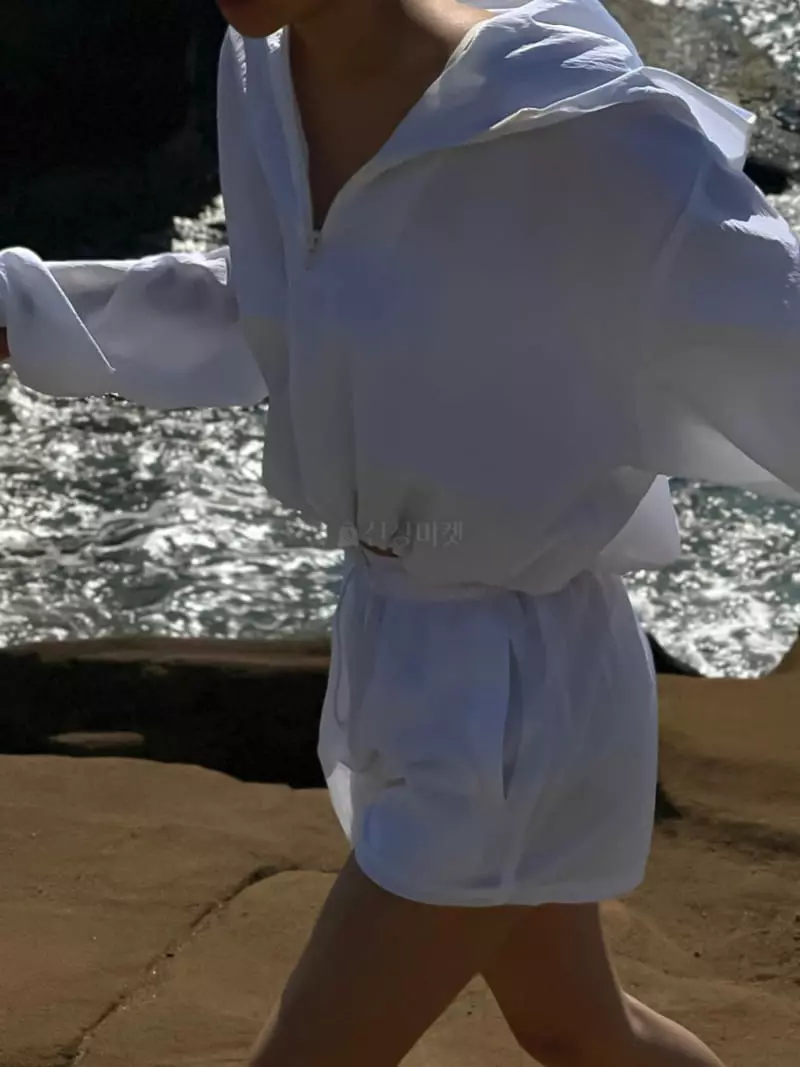 Paper Moon - Korean Women Fashion - #romanticstyle - Matel Technical Shorts