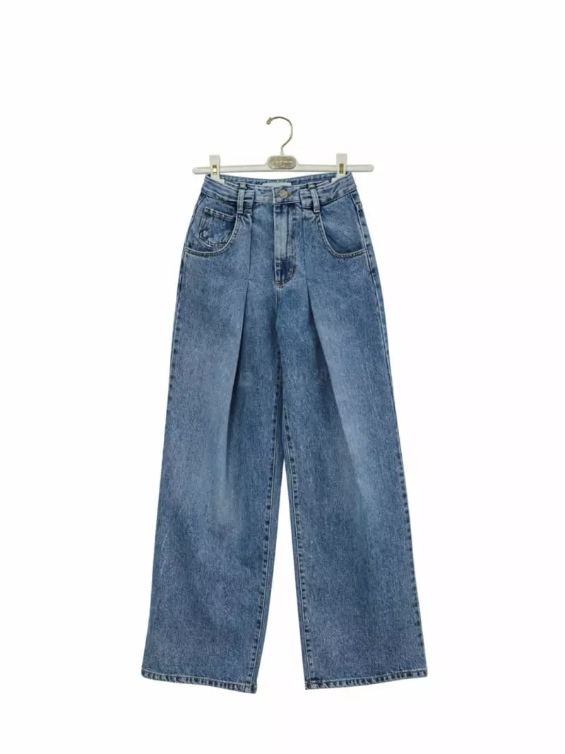 Paper Moon - Korean Women Fashion - #womensfashion - Layered Tuck Detail Jeans - 3