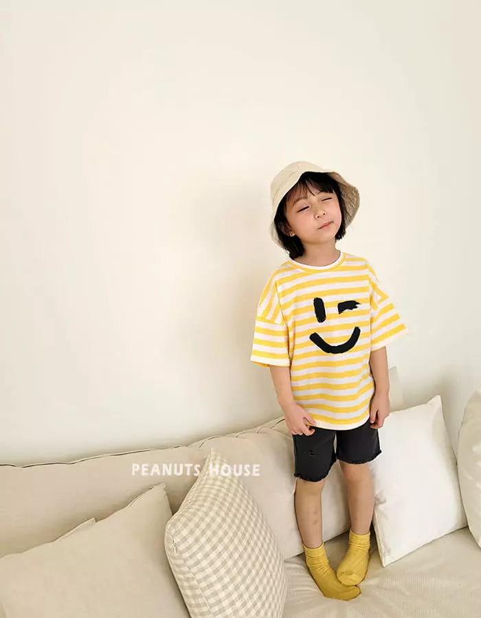 Peanuts - Korean Children Fashion - #littlefashionista - Wink Tee - 11