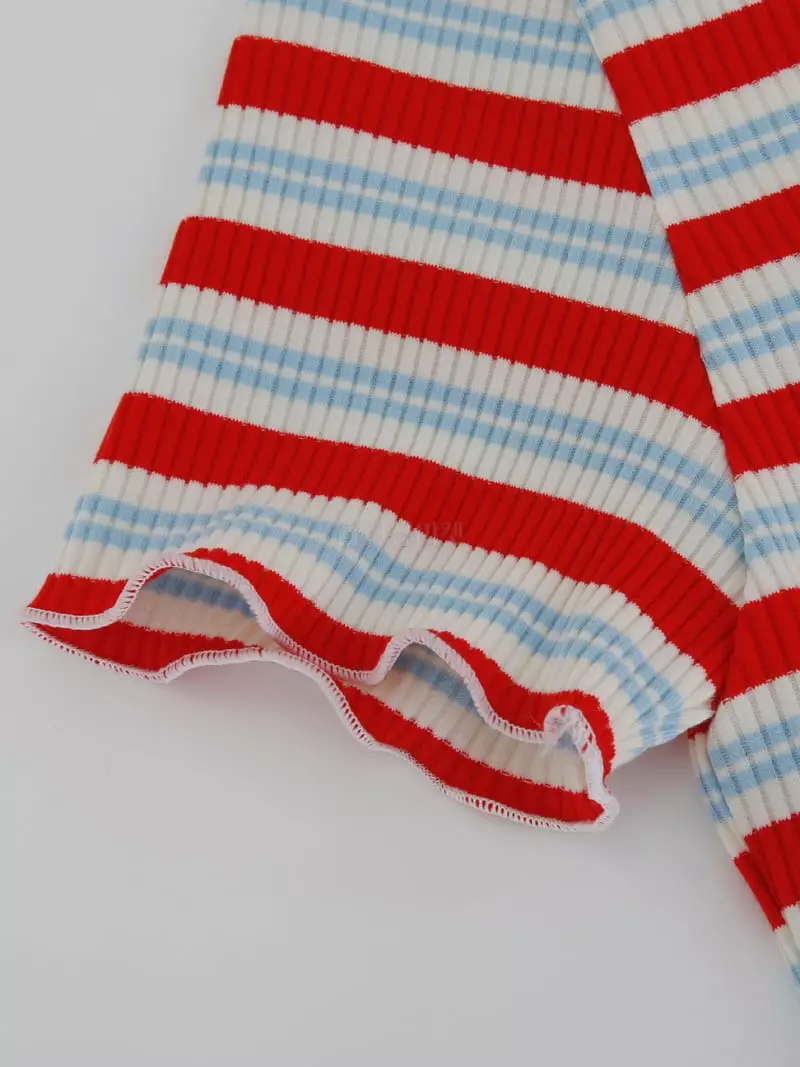 Pic - Korean Women Fashion - #restrostyle - Stripes Rib Crop Tee - 4