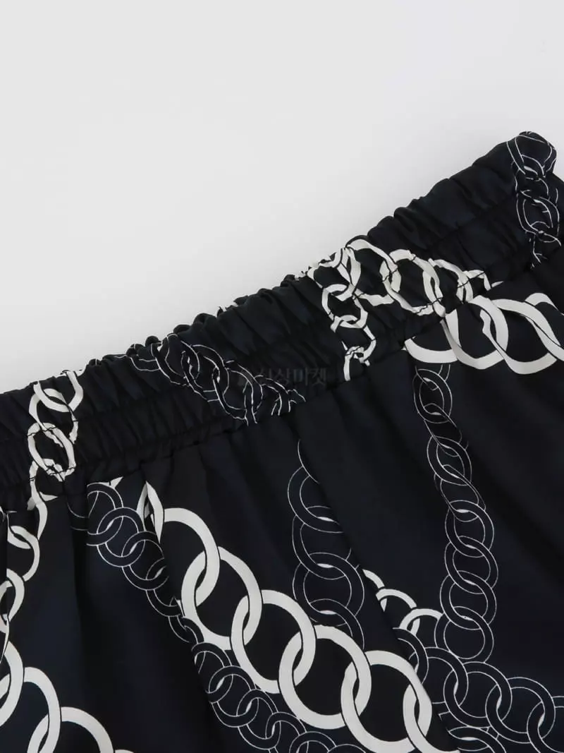 Pic - Korean Women Fashion - #momslook - Chain Jogger Pants - 4
