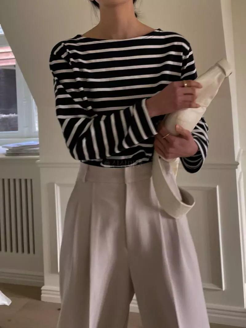 Plat - Korean Women Fashion - #momslook - Saint Stripes Tee - 3