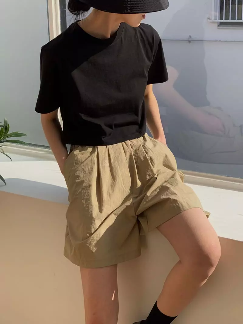 Plat - Korean Women Fashion - #womensfashion - Crop Short Sleeves Tee - 3