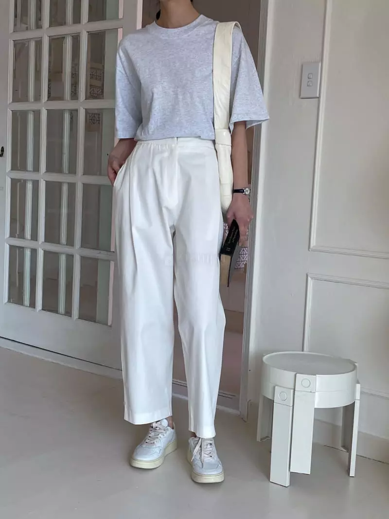Plat - Korean Women Fashion - #womensfashion - Chino Pants