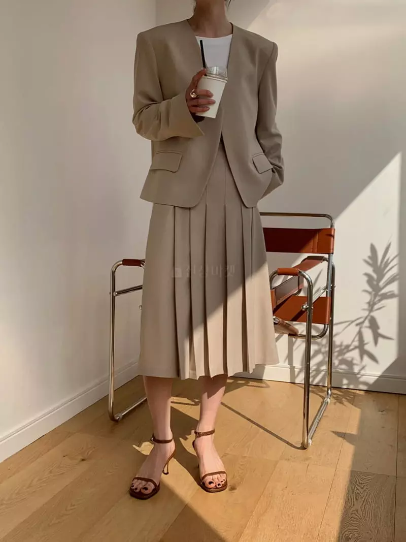 Plat - Korean Women Fashion - #womensfashion - Layna Wrinkle Skirt