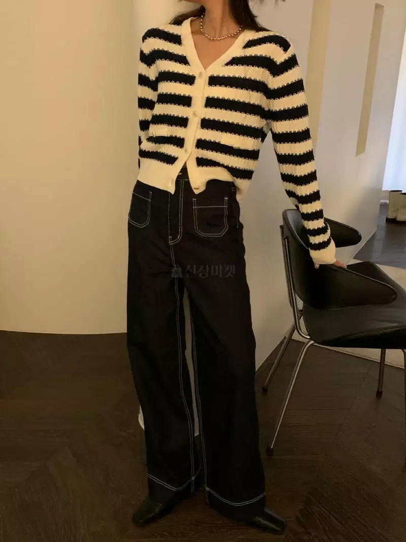 Poster - Korean Women Fashion - #pursuepretty - Stitch Jeans - 10