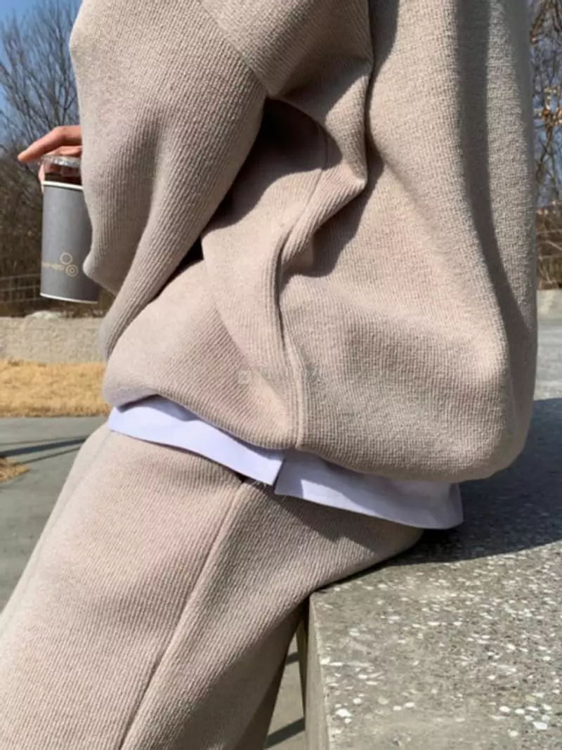 Recover - Korean Women Fashion - #momslook - Prin Knit Sweatshirt - 2