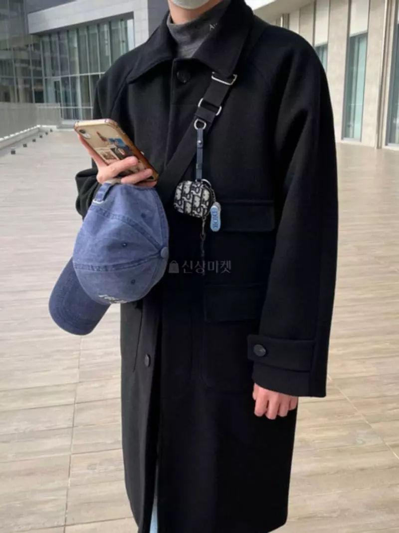 Recover - Korean Women Fashion - #momslook - Pocket Raglan Quilitng Coat - 3