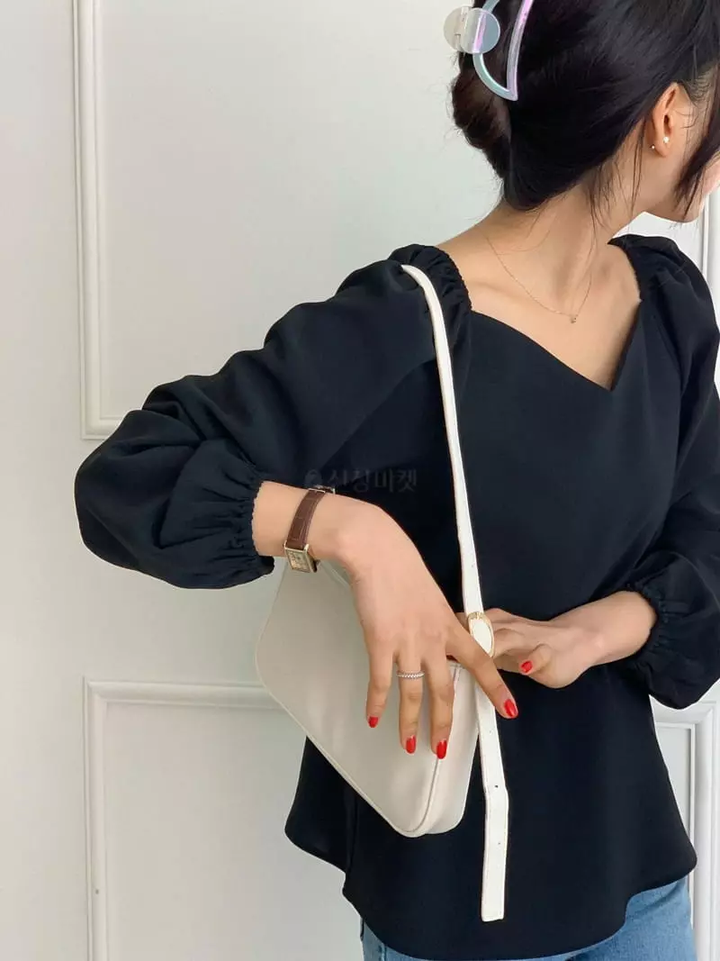 Reve - Korean Women Fashion - #momslook - Aden Heart Neck Blouse - 3