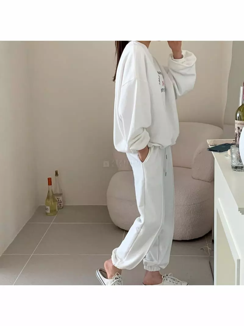 Reve - Korean Women Fashion - #momslook - Pintuck Jogger Pants - 3