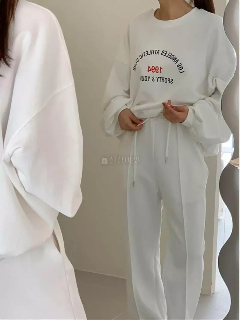 Reve - Korean Women Fashion - #womensfashion - Sporty Swearshirt - 3