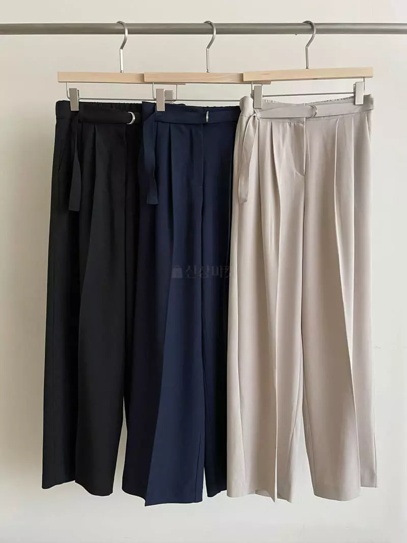 Reve - Korean Women Fashion - #momslook - Belted Pants - 4