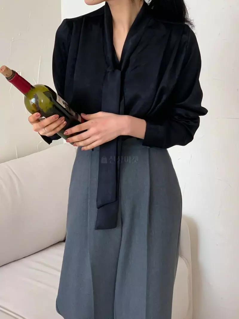 Reve - Korean Women Fashion - #womensfashion - Tie Blouse  - 8