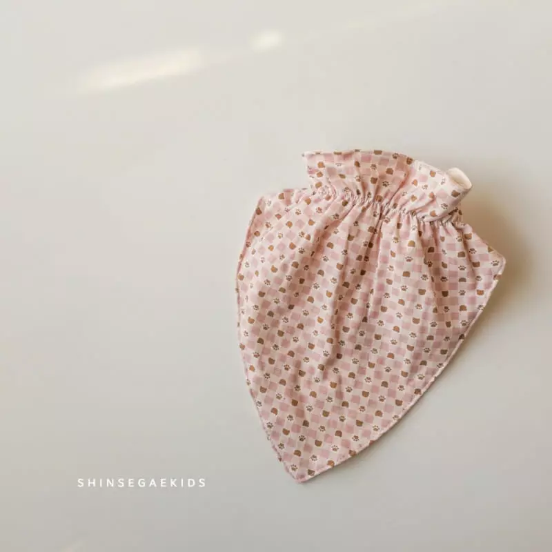 Shinseage Kids - Korean Baby Fashion - #onlinebabyboutique - Check Foot Printing Scarf Bib - 3