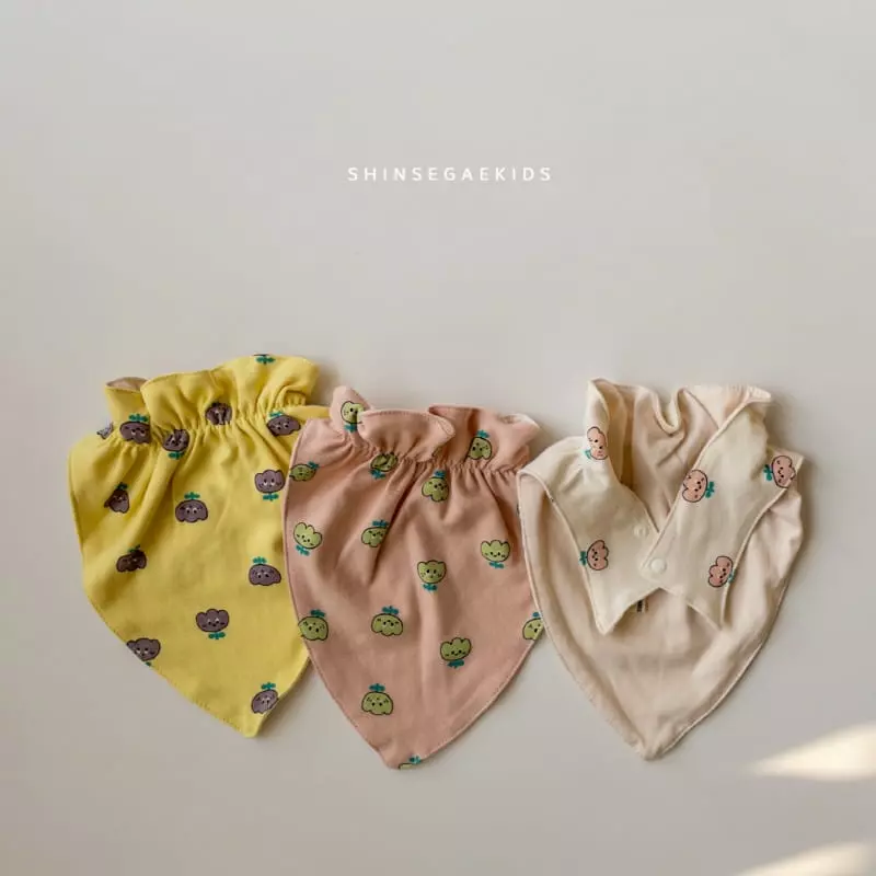 Shinseage Kids - Korean Baby Fashion - #onlinebabyboutique - Tulip Scarf Bib
