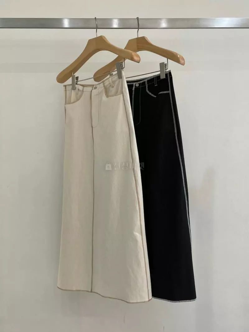 Taste - Korean Women Fashion - #momslook - Hush Skirt - 2
