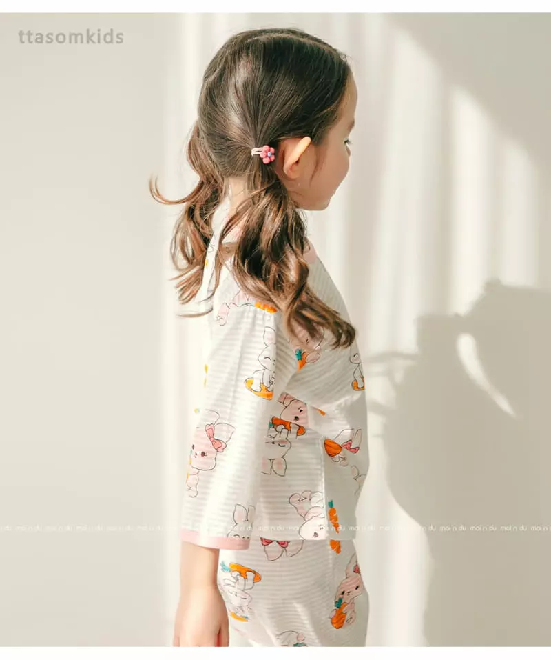 Ttasom - Korean Children Fashion - #childrensboutique - Rabbit Friends Jacquard Capri Easywear - 5